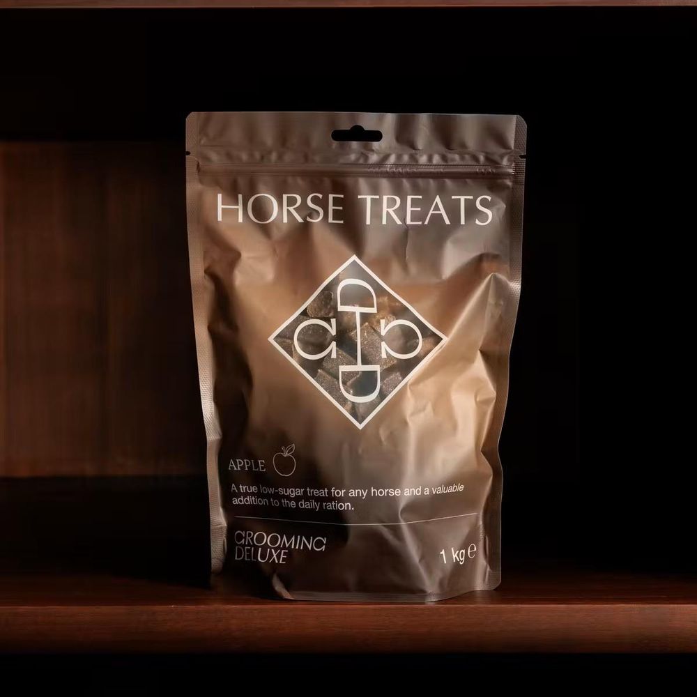 Grooming Deluxe Horse Treats Apple 1kg